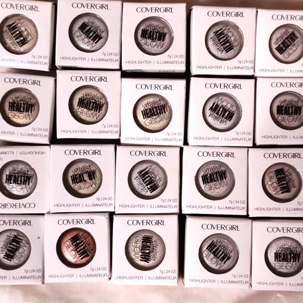 CoverGirl Vitalist Healthy Glow Highlighter